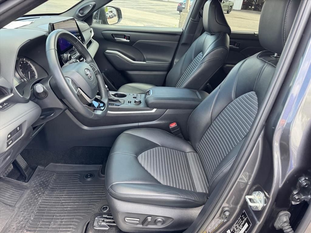 2024 Toyota Highlander XSE
