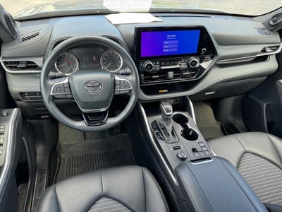 2024 Toyota Highlander XSE