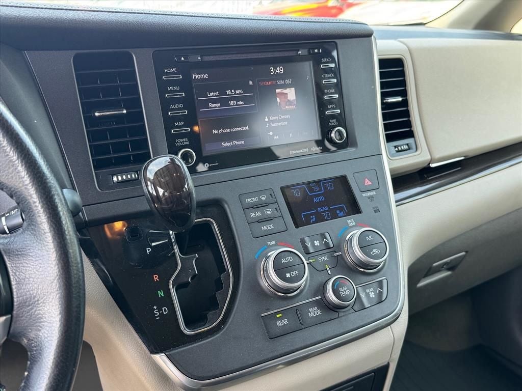 2019 Toyota Sienna XLE 8 Passenger