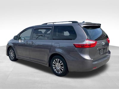 2019 Toyota Sienna XLE 8 Passenger