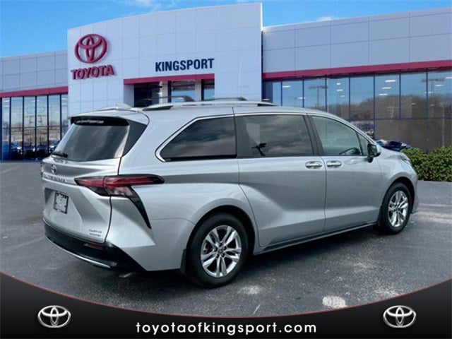 2024 Toyota Sienna Limited 7 Passenger