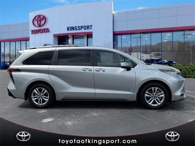 2024 Toyota Sienna Limited 7 Passenger