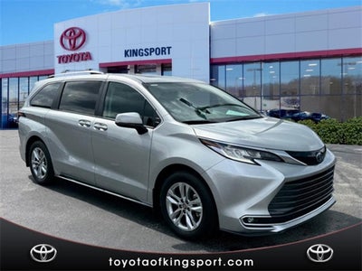 2024 Toyota Sienna Limited 7 Passenger