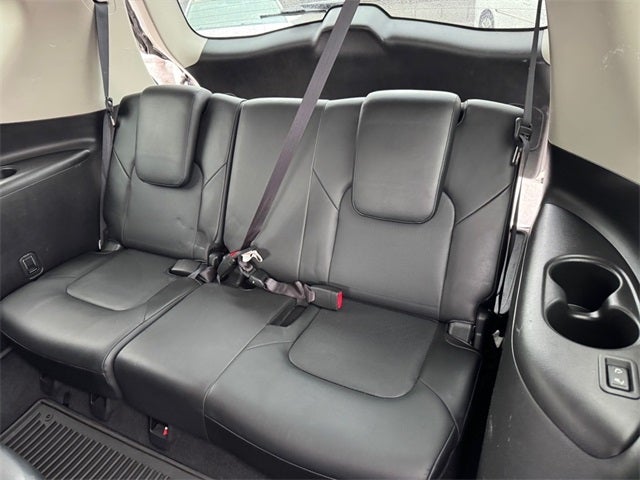 2016 INFINITI QX80 Base