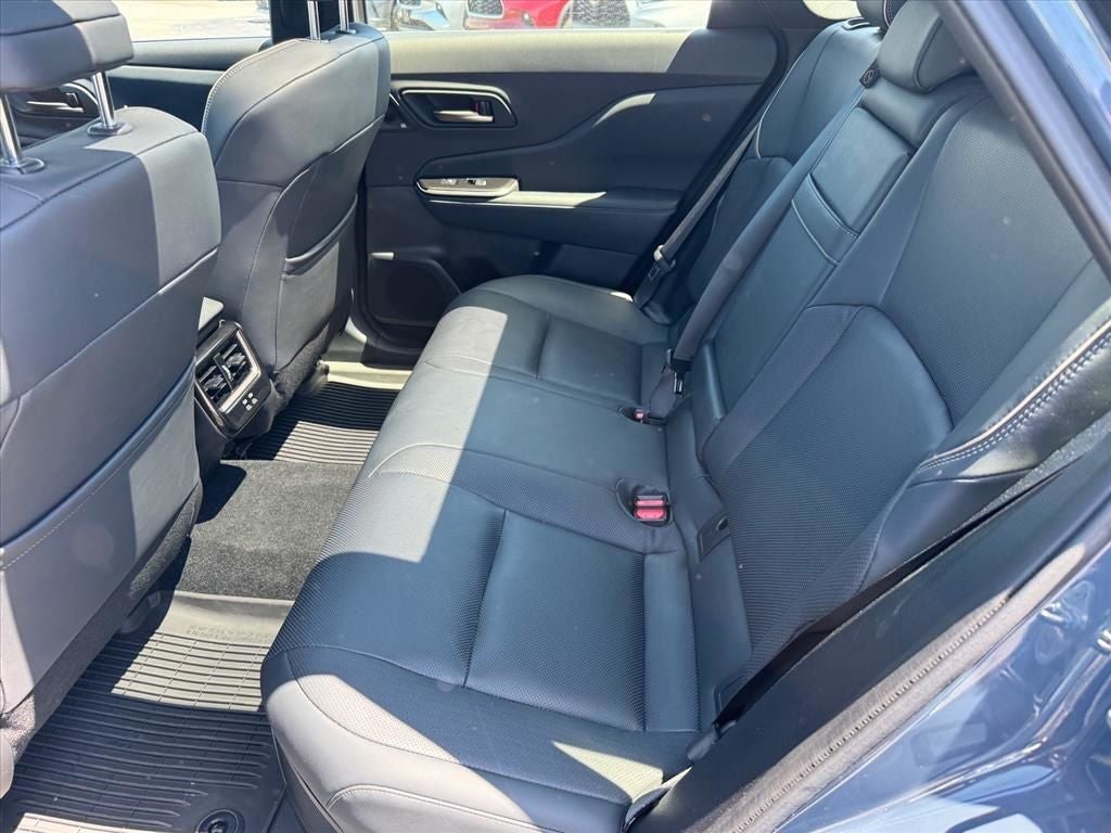 2025 Toyota Crown Signia Limited
