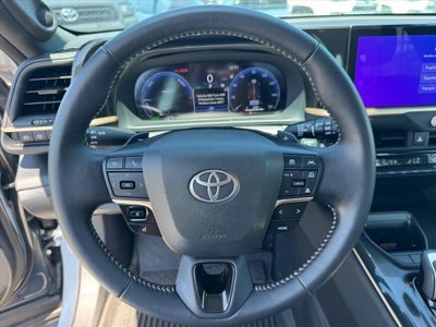 2025 Toyota Crown Signia Limited