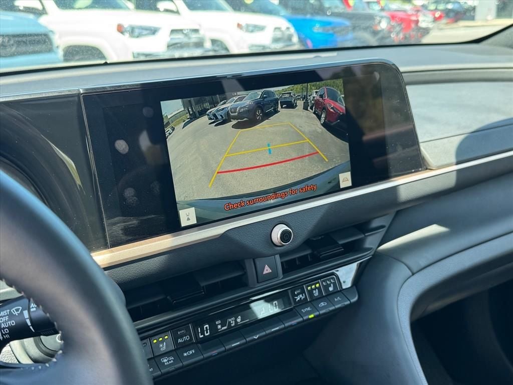 2025 Toyota Crown Signia Limited