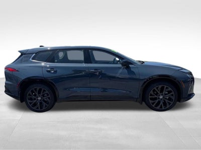 2025 Toyota Crown Signia Limited