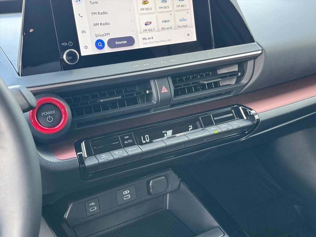 2024 Toyota Prius Prime SE