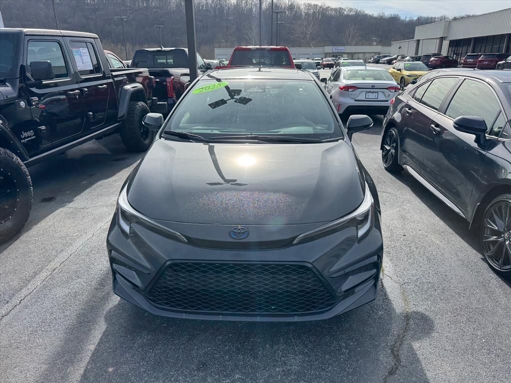 2025 Toyota Corolla Hybrid SE