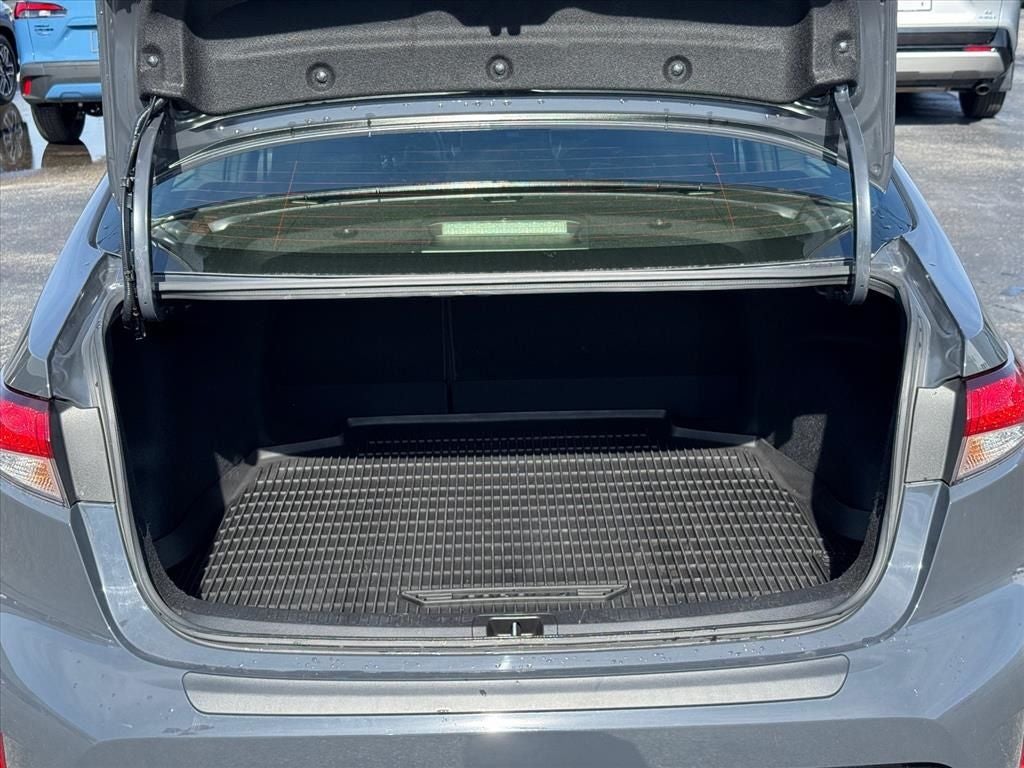 2025 Toyota Corolla Hybrid SE