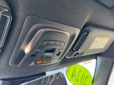 2025 Toyota Corolla Hybrid SE