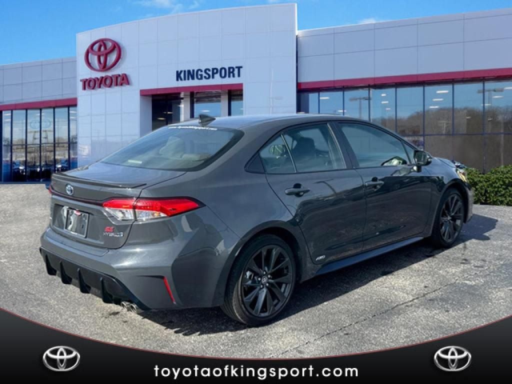 2025 Toyota Corolla Hybrid SE