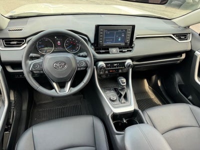 2022 Toyota RAV4 Hybrid XLE Premium