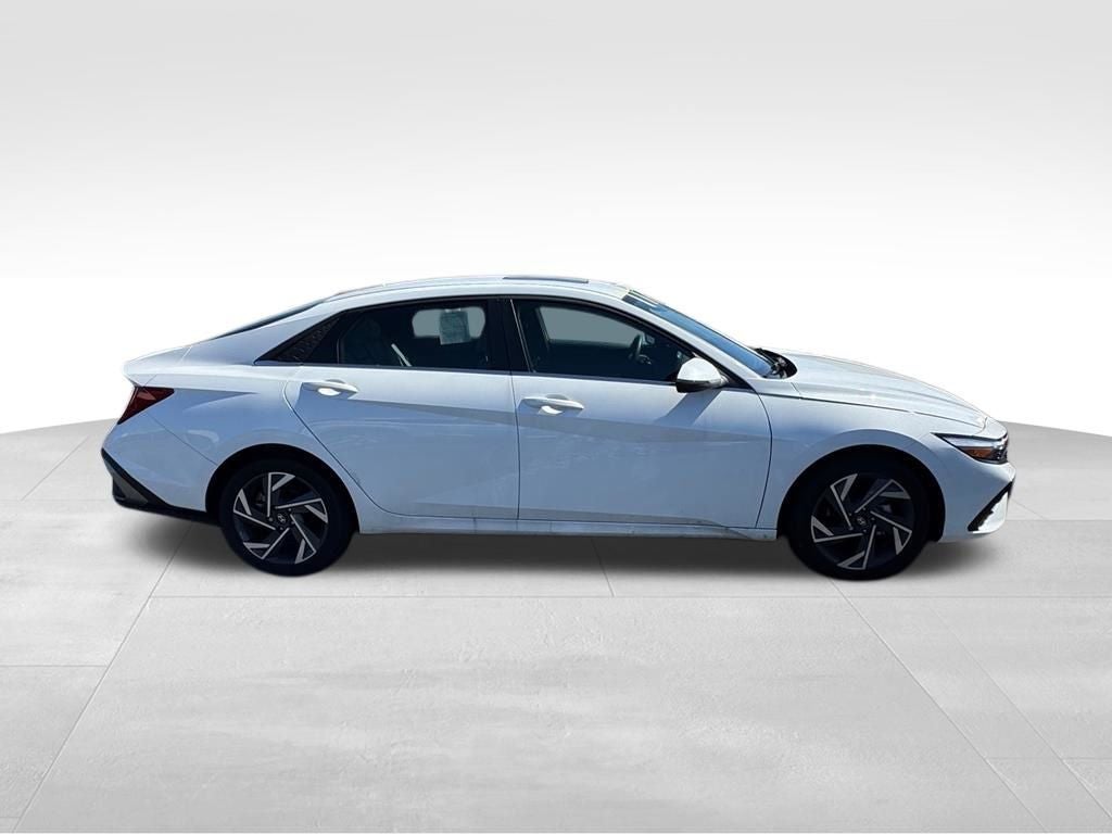 2025 Hyundai Elantra Hybrid Limited