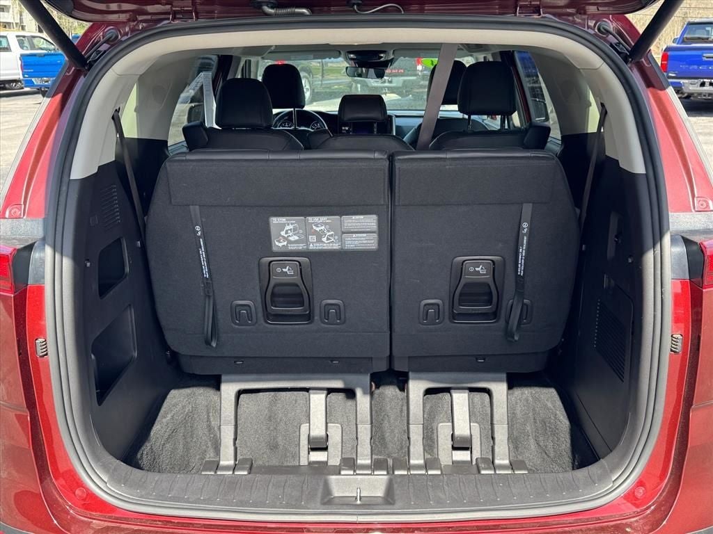 2024 Kia Carnival EX