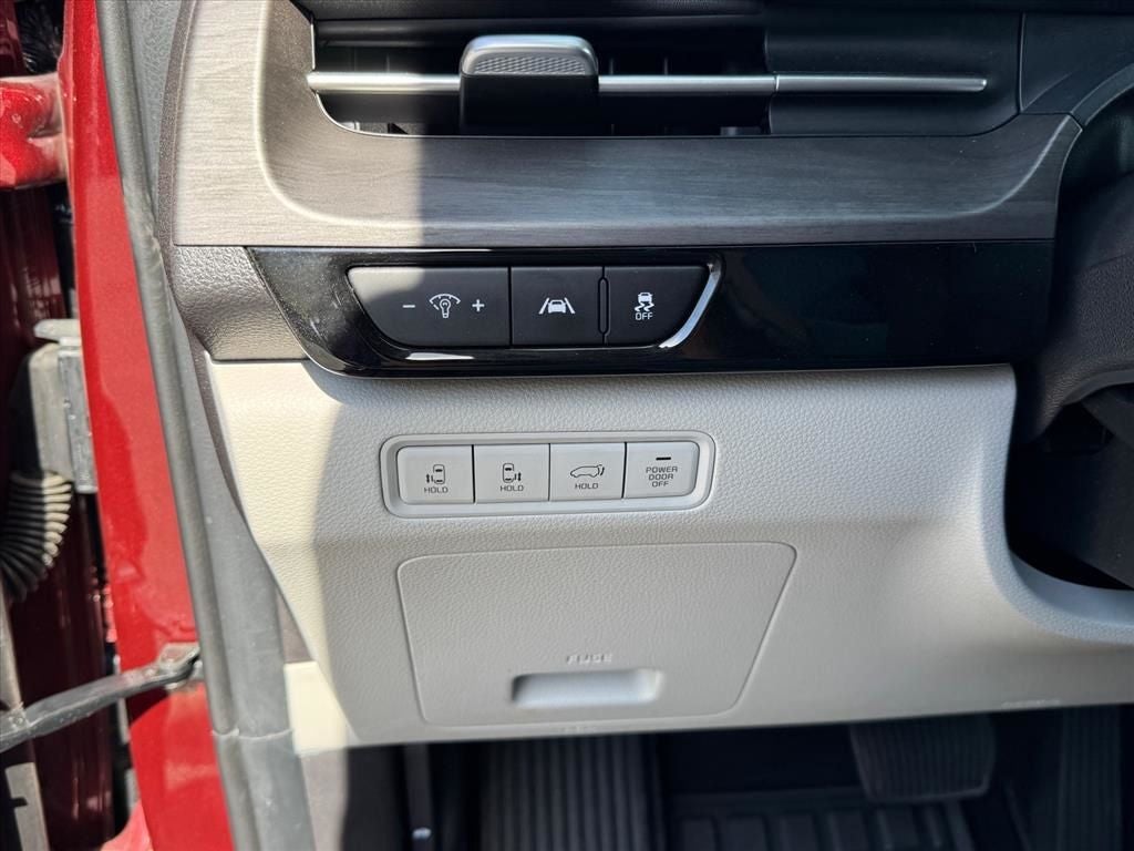 2024 Kia Carnival EX