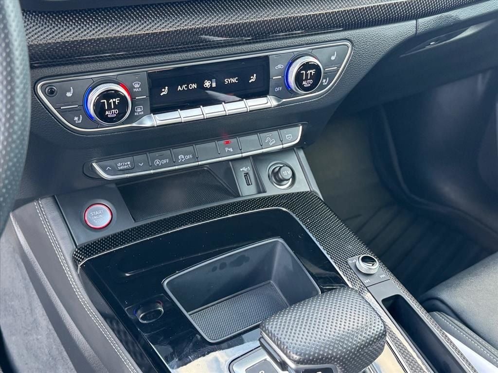 2022 Audi SQ5 Premium Plus quattro