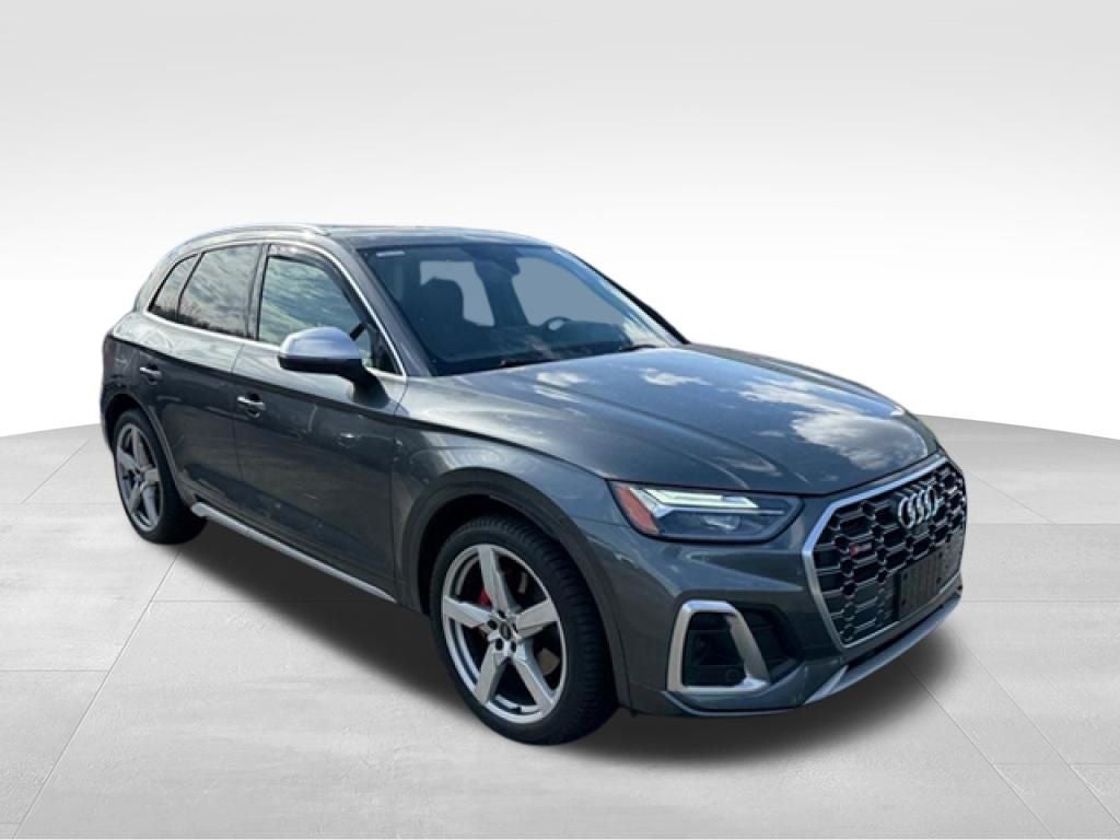 2022 Audi SQ5 Premium Plus quattro