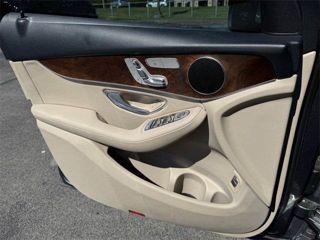 2017 Mercedes-Benz GLC GLC 300